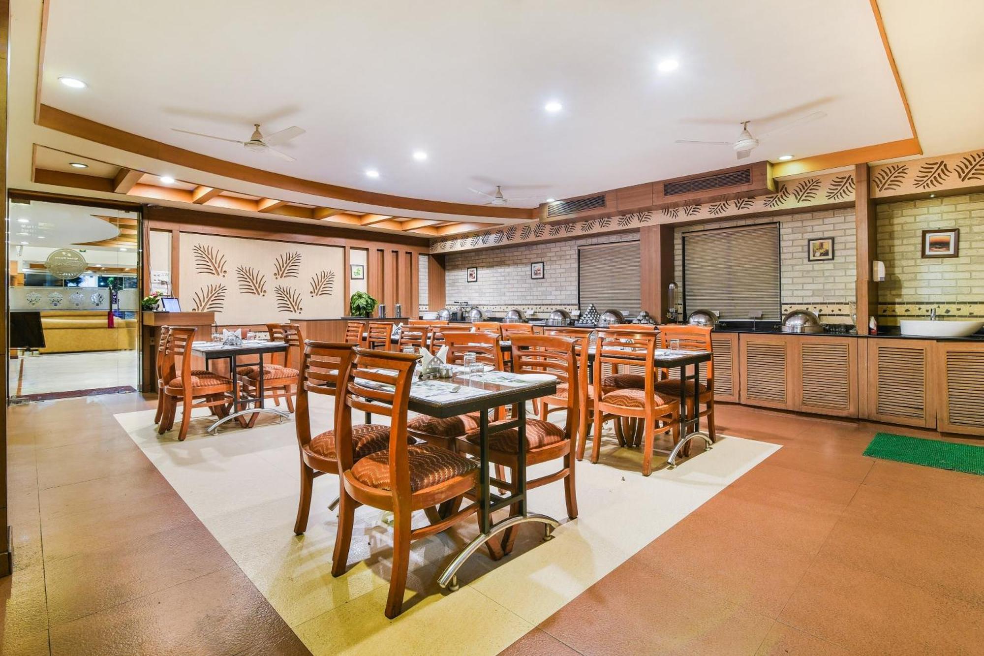 首都o 37664大广场酒店 哥印拜陀 外观 照片
